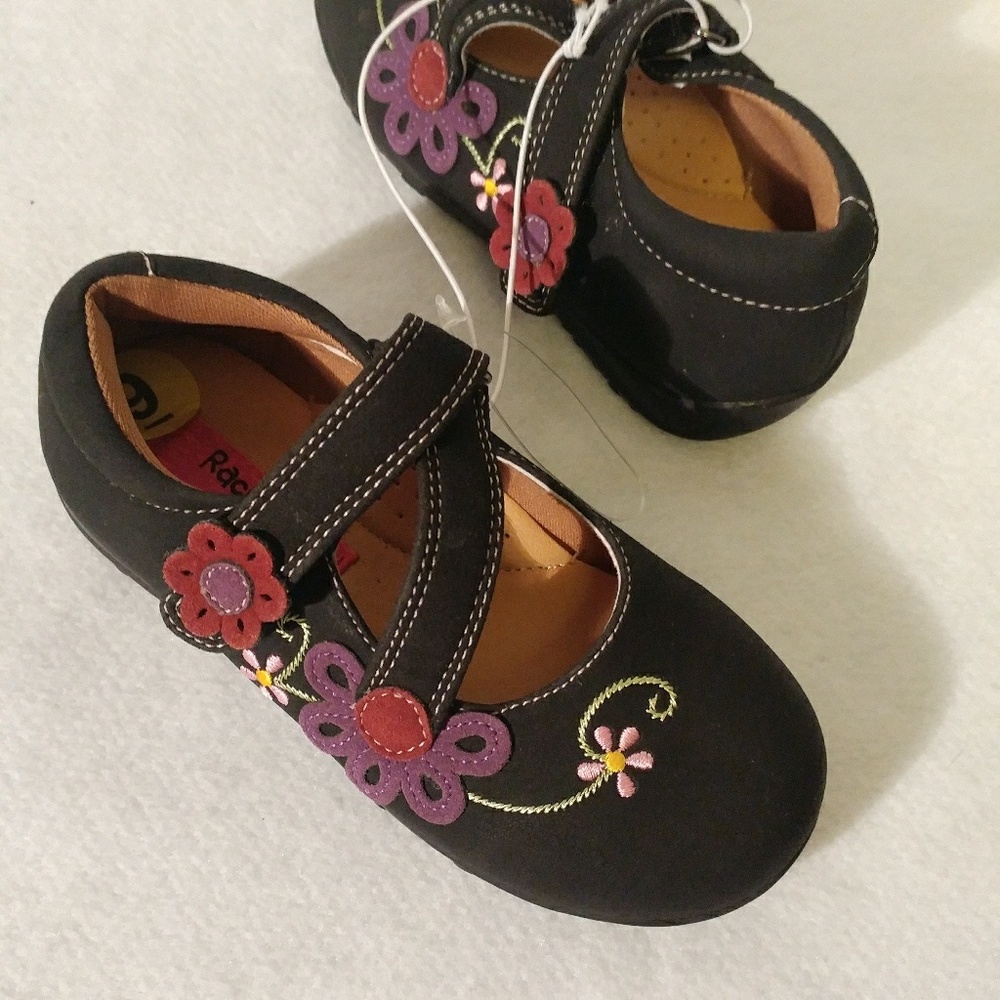 Toddler Girl's Black Floral Mary Janes sz 9 NWT